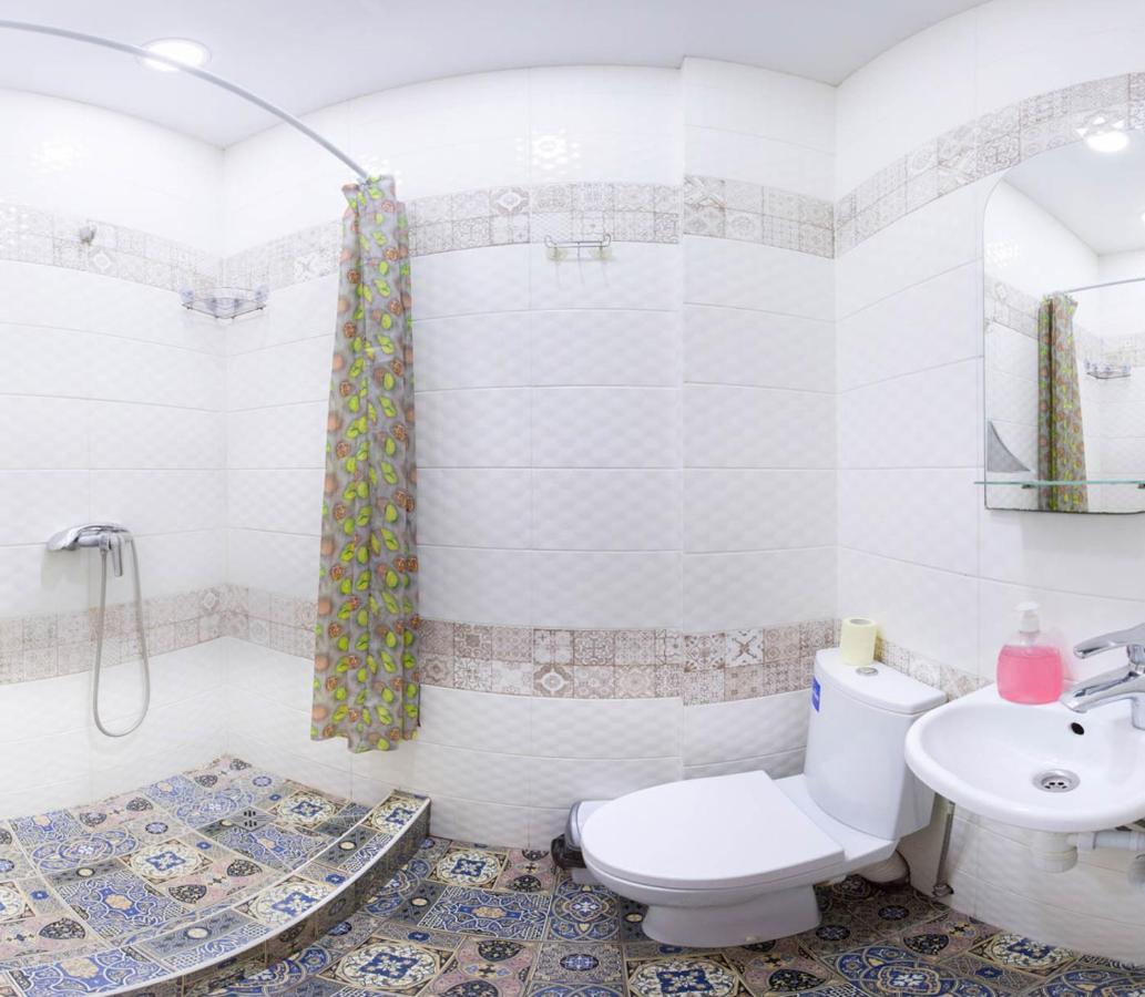 דירות חארקיב New Studio In The Center - Korolenka Str. 25/62 מראה חיצוני תמונה